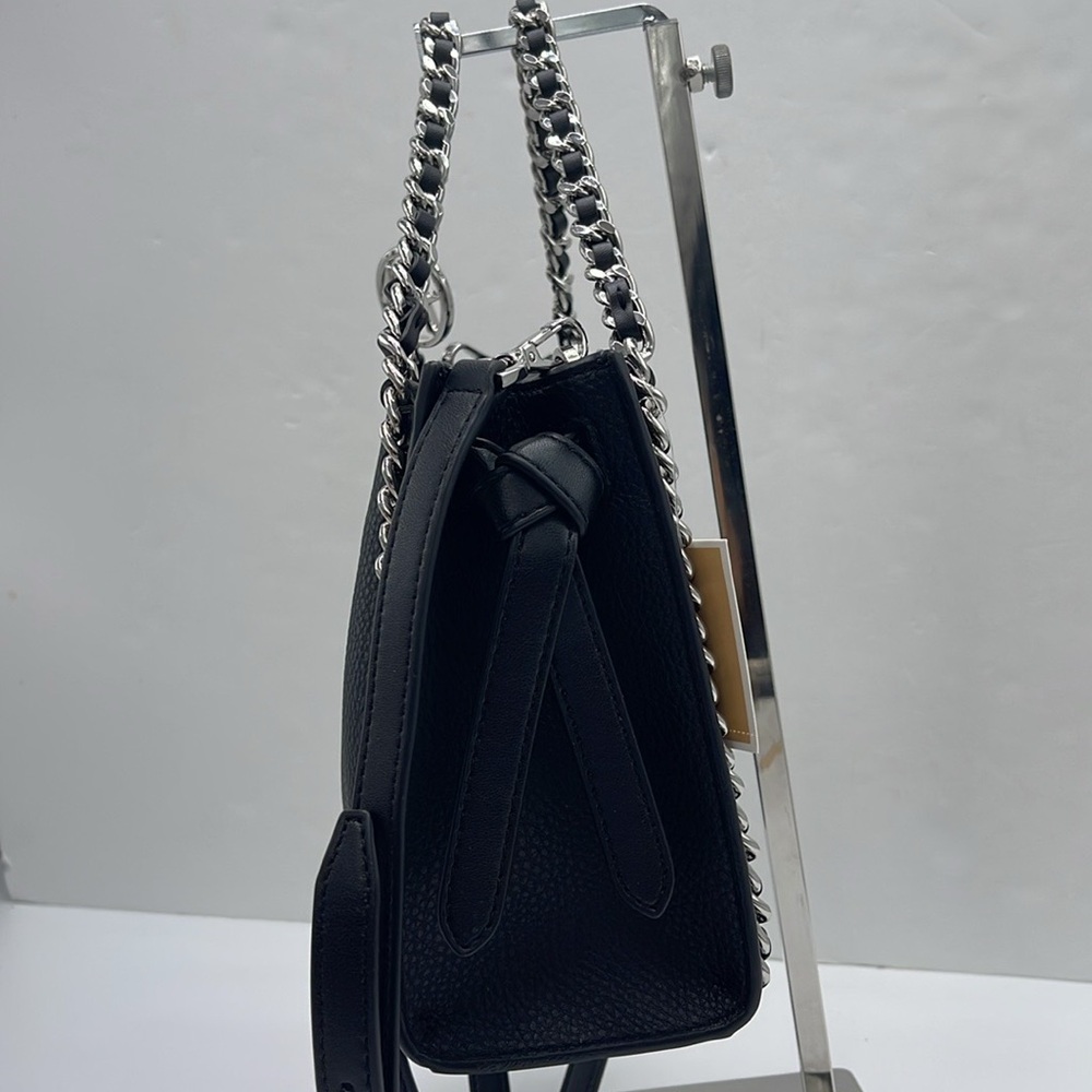 Michael Kors Mina Small Belted Chain Crossbody Bag - Black - Shoulder Bags
NWT - Picture 16 of 16